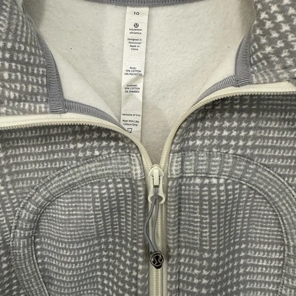Lululemon full zip gray and cream pattern size 10 - Picture 3 of 3